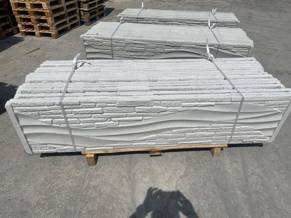 Garduri placi stalpi