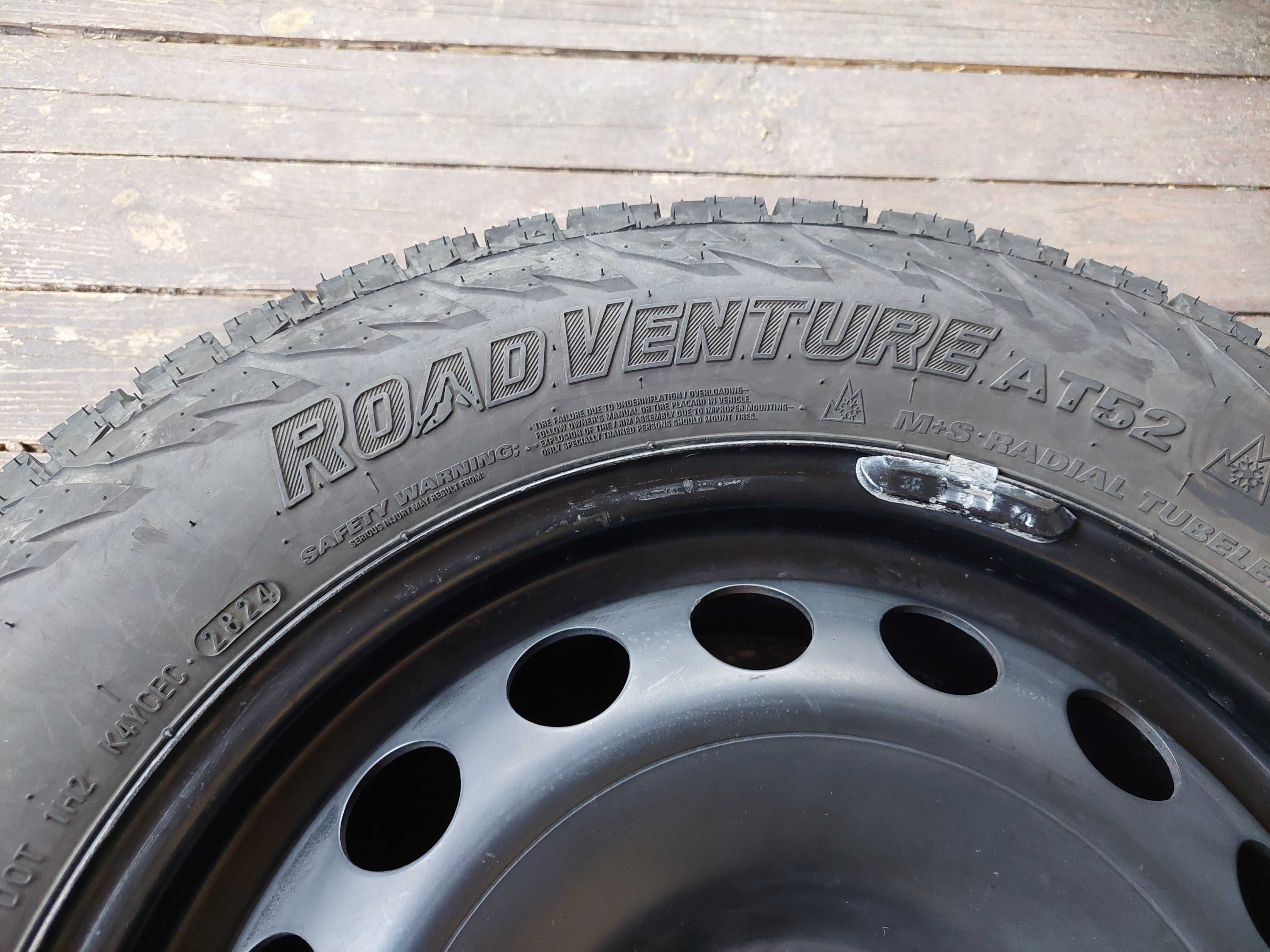 Всесезонни АТ гуми 215 65 16 Kumho RoadVenture AT52
