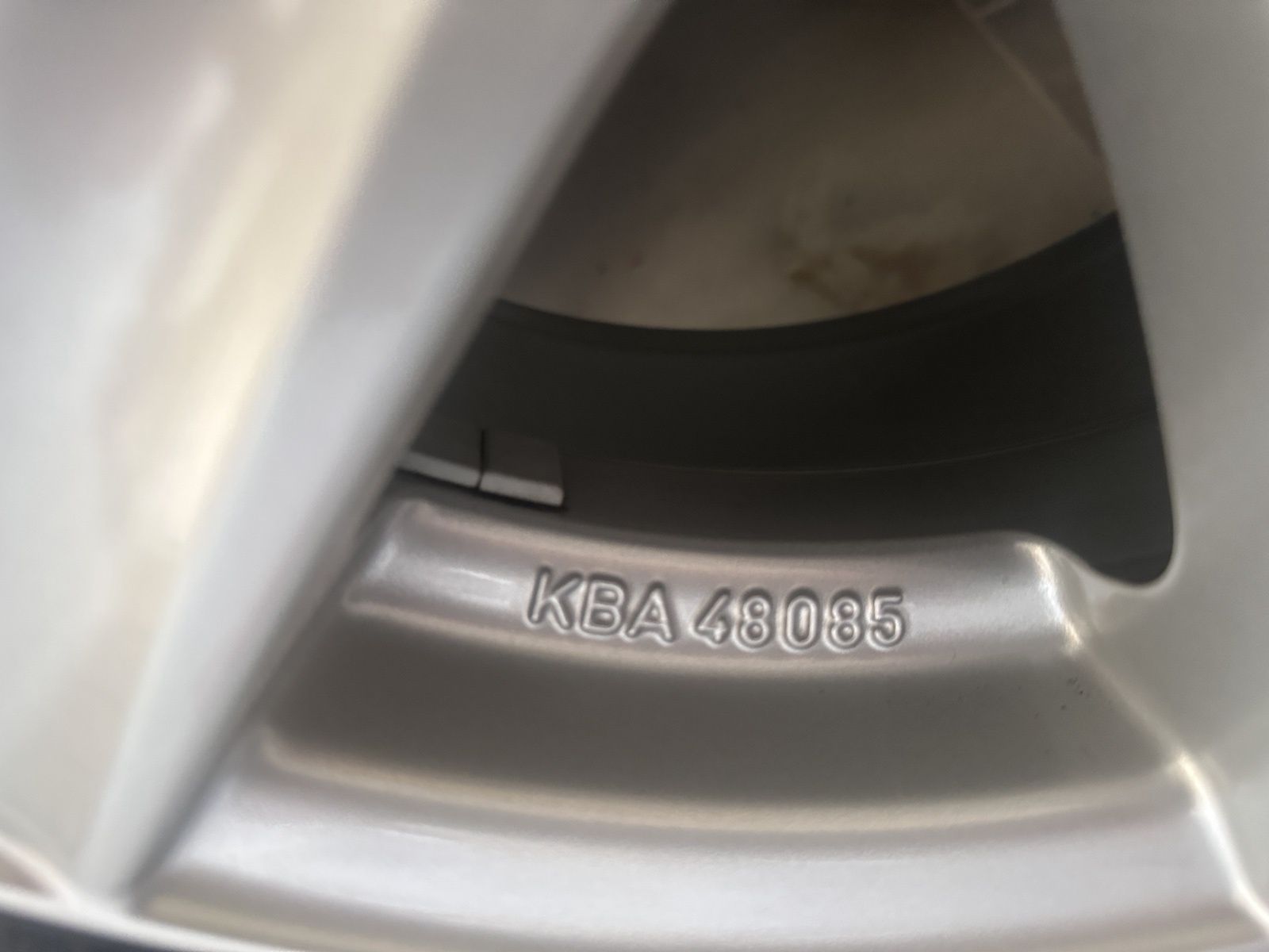 4 бр. алуминиеви джанти Rial 16” – с гуми Michelin 205/60 R16 (DOT 2