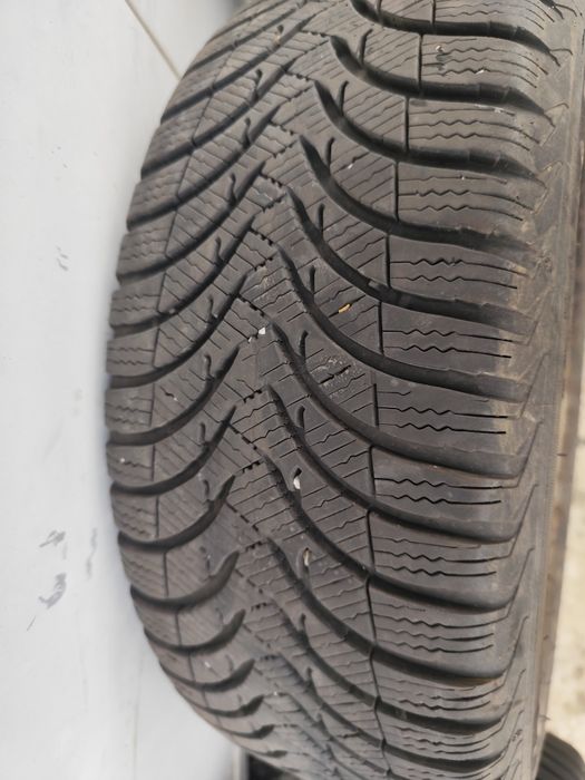 Set  4 Jante Ford Fiesta 4×108. Cu  anvelope M+S 195/50R15.