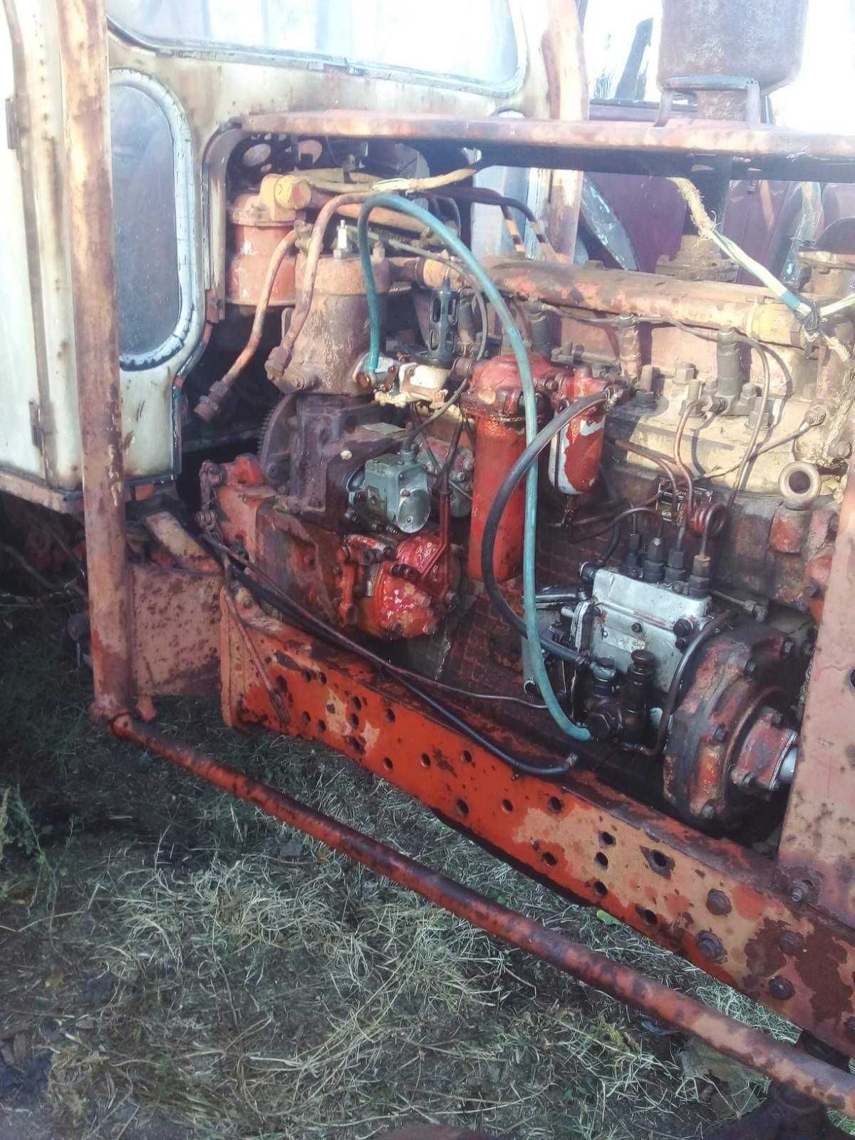 трактор юмз в работно състояние на части