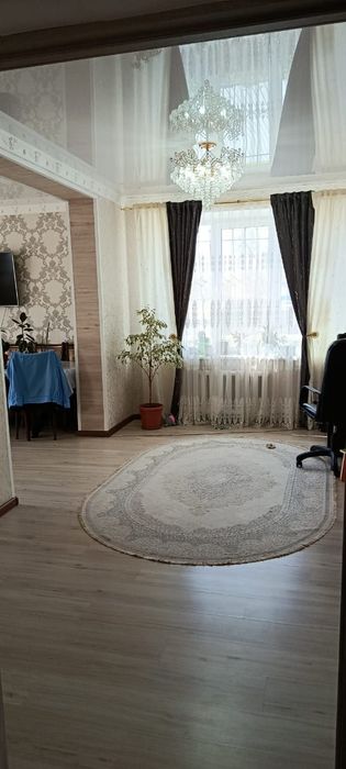 Дом в районе (Запада)