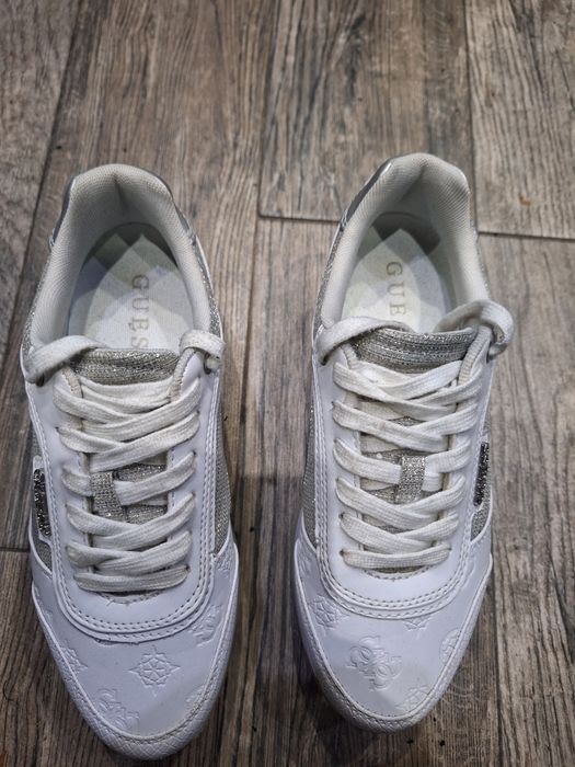 Маратонки  GUESS