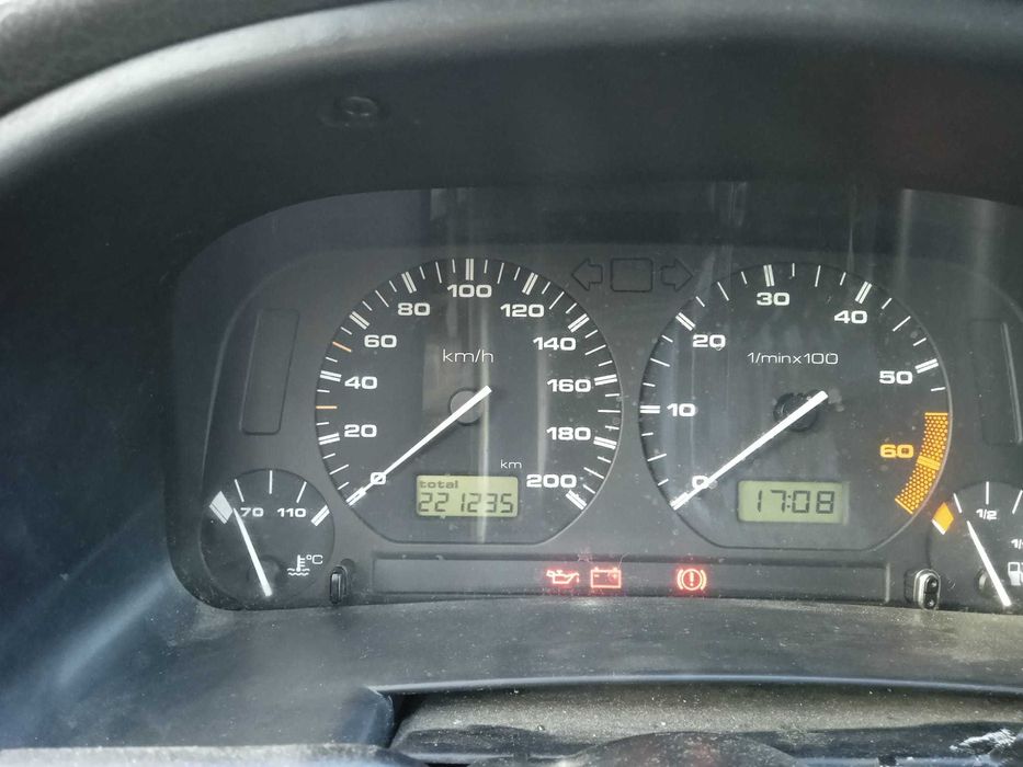 VW Polo  комби 1998 година - 1.4  60кс