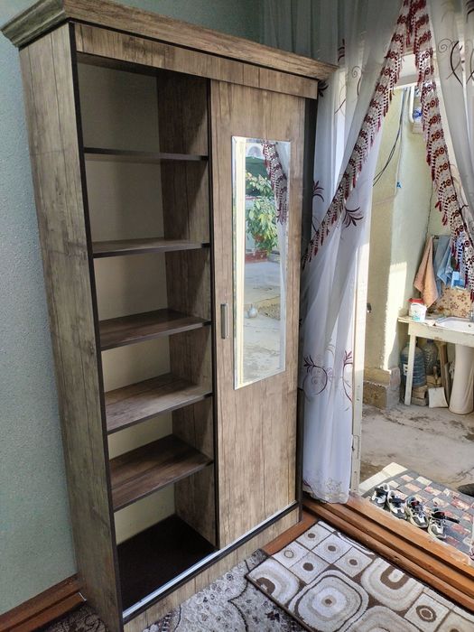 Prihoshka sotiladi srochna