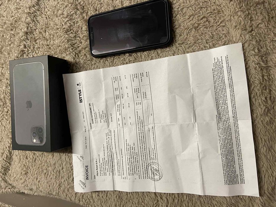 Se vinde iphone 11 pro 256 GB telefonul este ca nou