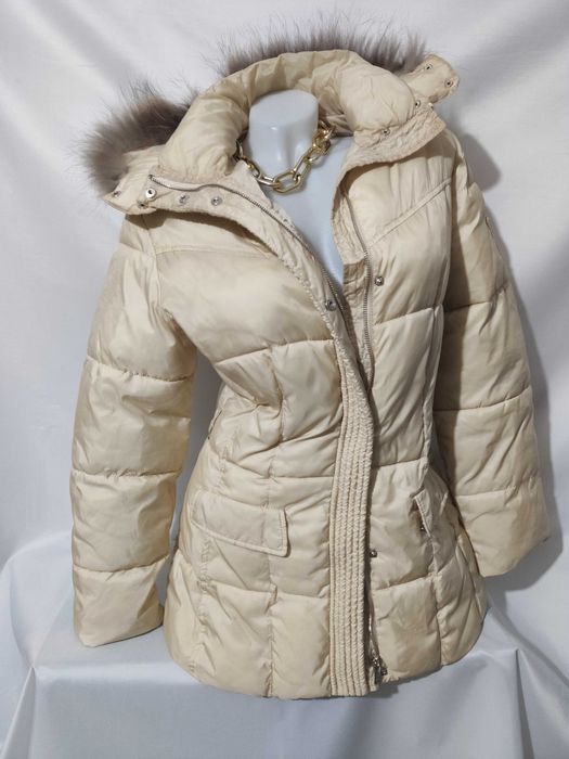 Geacă de iarnă cu glugă