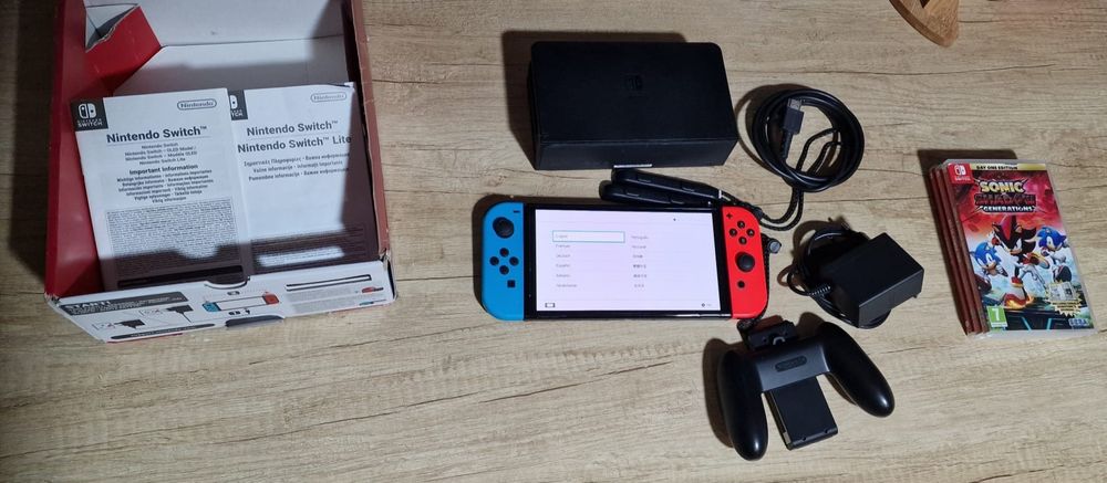 Consola Nintendo Switch OLED + 3 jocuri
