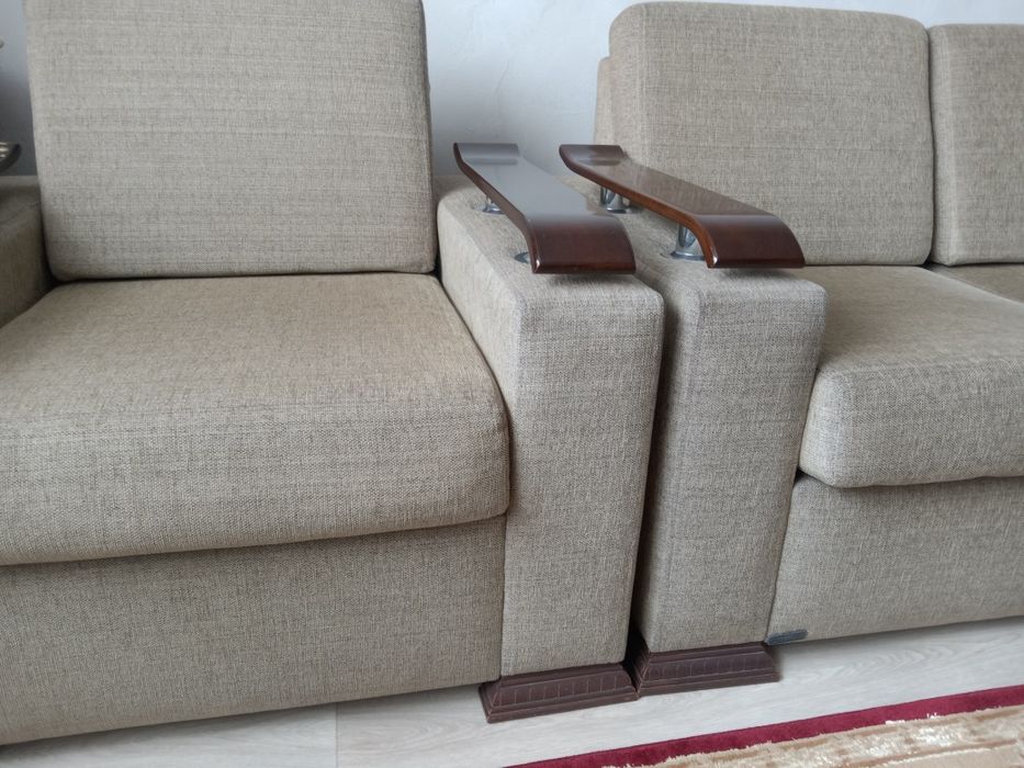 Мягкий уголок для гостиной или детской комнаты