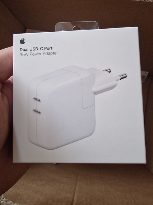 Adaptor 35w  dual usb c port MacBook Air