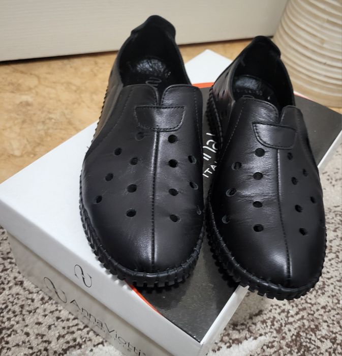 Vand pantofi piele naturala