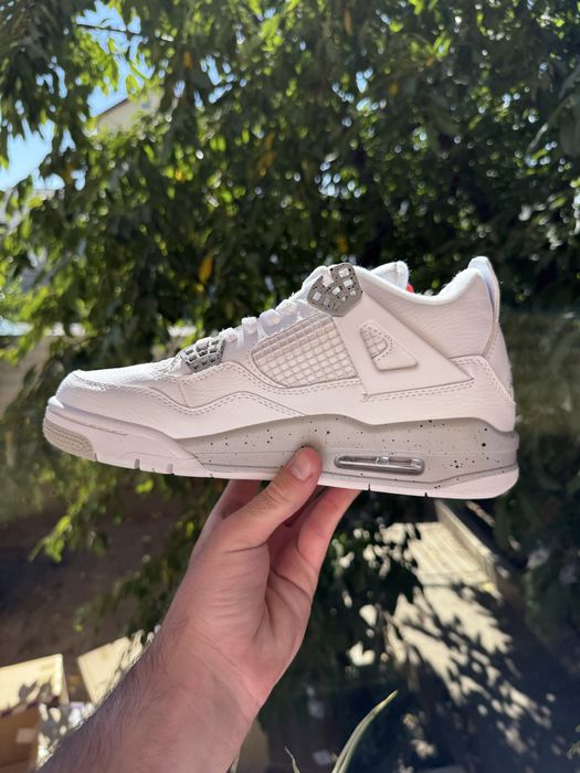Jordan 4 Oreo, marimea 38, 39, 40, 41, 42, 43, 44, citeste descrierea