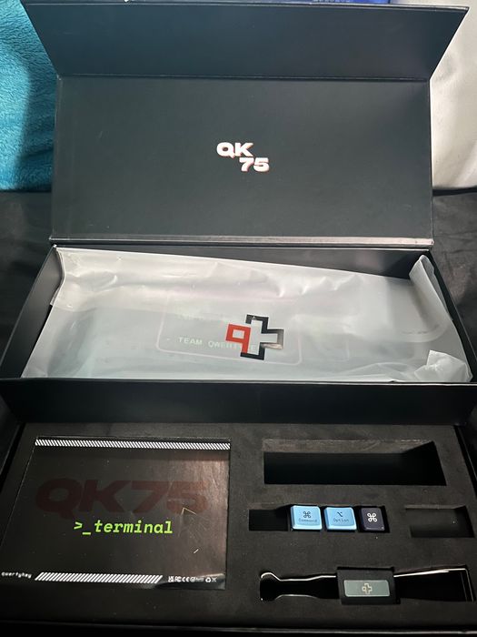 Vand Tastatura de gaming mecanica QwertyKey 75 Terminal