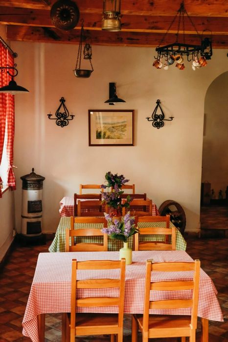 Casă/Restaurant Sasca Montană