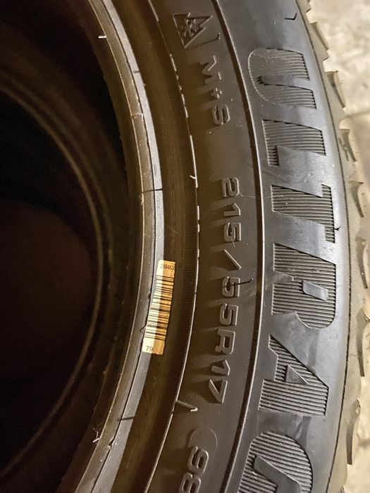 Anvelope/ cauciucuri ce iarna cu cuie 215/55/17 , 225/60/17