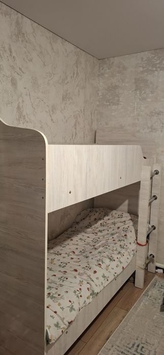 Продаётся кровать