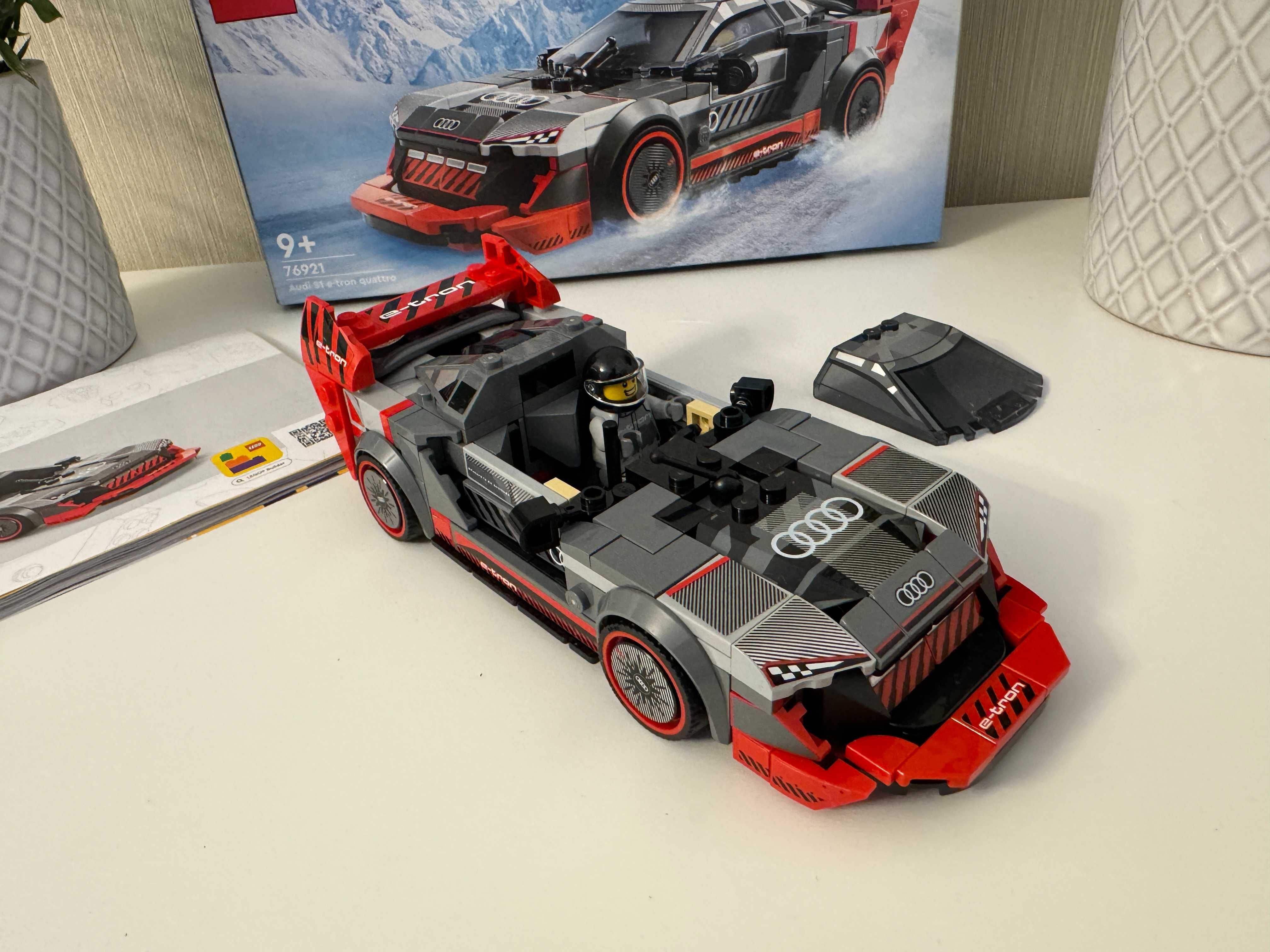 LEGO Speed Champions - Masina de curse Audi S1 76921, 274 piese