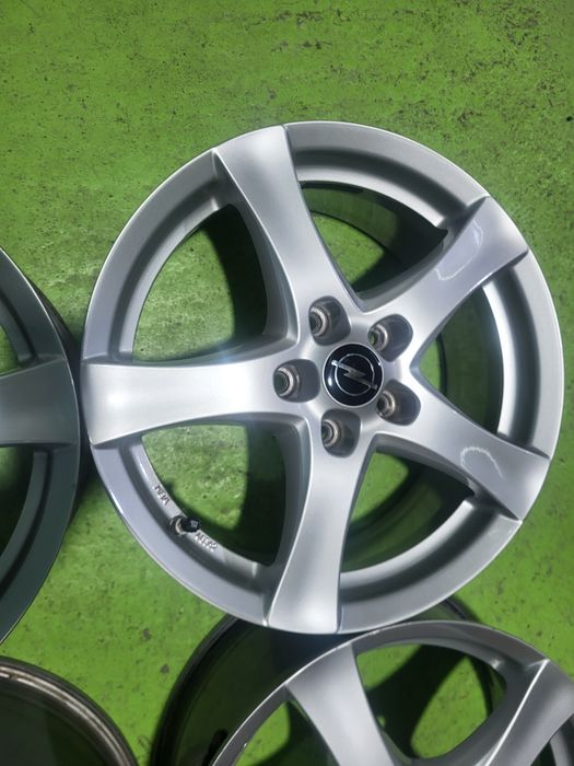 17 5x115 Opel лети джанти 5х115