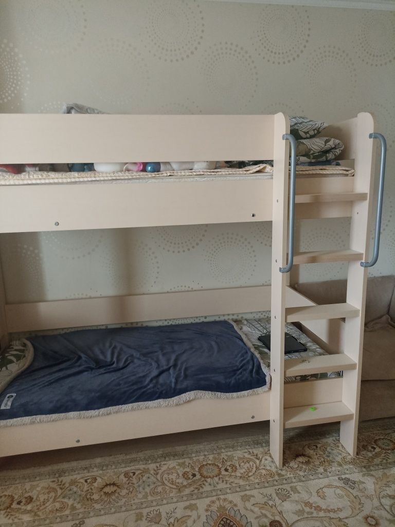 Продам детскую спальню