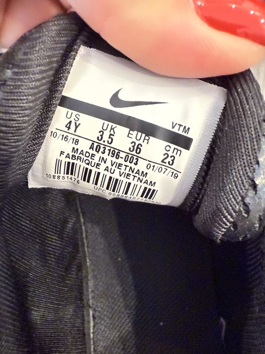 Adidasi dama Nike Air Max 36