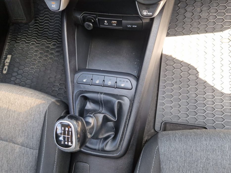 Kia Stonic, 1.0 T-GDI 2017, benzină, manuală