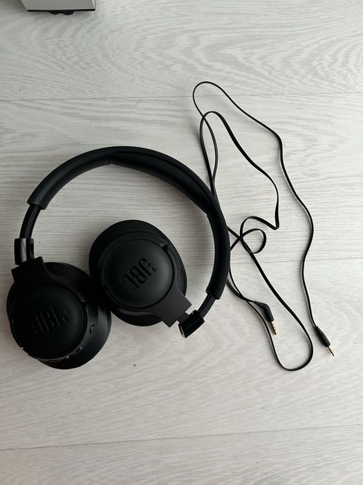 Casti JBL bluethooth