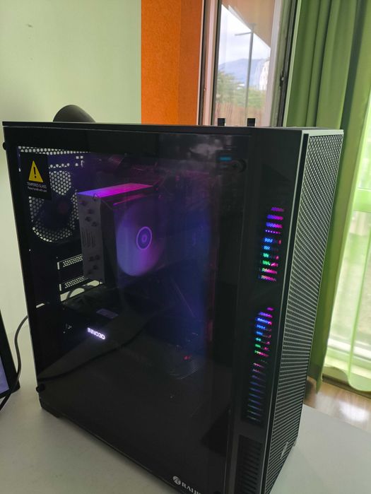 Геймърски компютър: RTX 3060Ti, Intel i7 8700