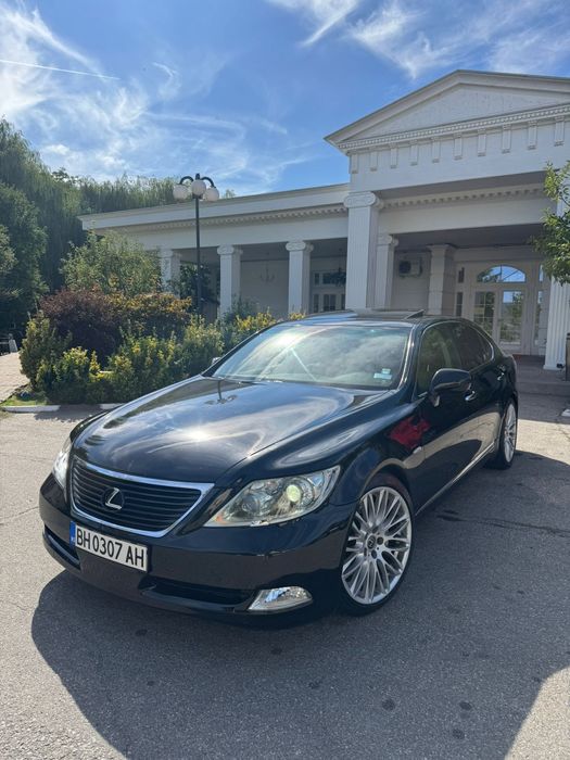Variante/ Lexus LS460