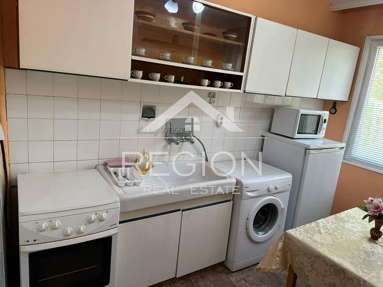 Дава се под наем Тристаен апартамент в Пловдив, Каменица 1 - 88 кв.м за 382.5 € - Снимка #8