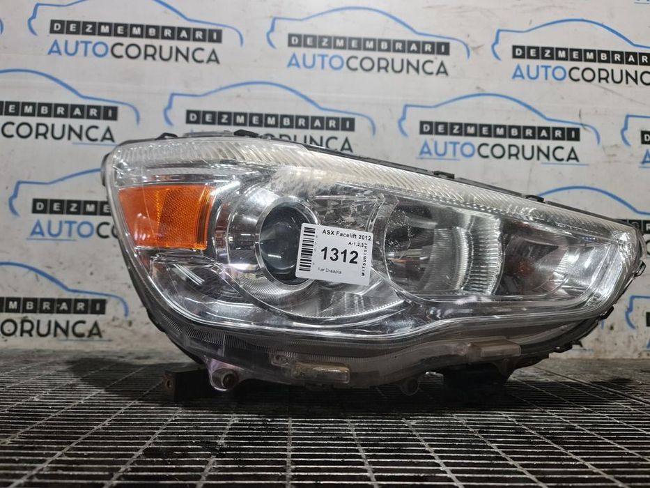 Far Dreapta Mitsubishi ASX Facelift 2012 2012 - 2016 SUV 4 Usi (1312) Cu lupă