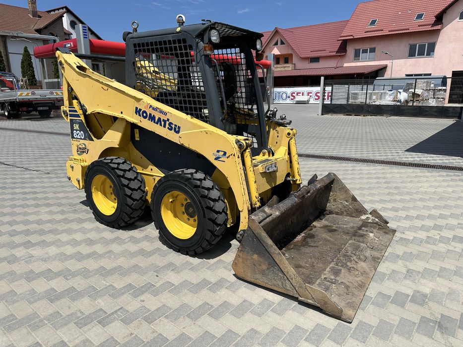 Mini incarcator bobcat-Komatsu SK820