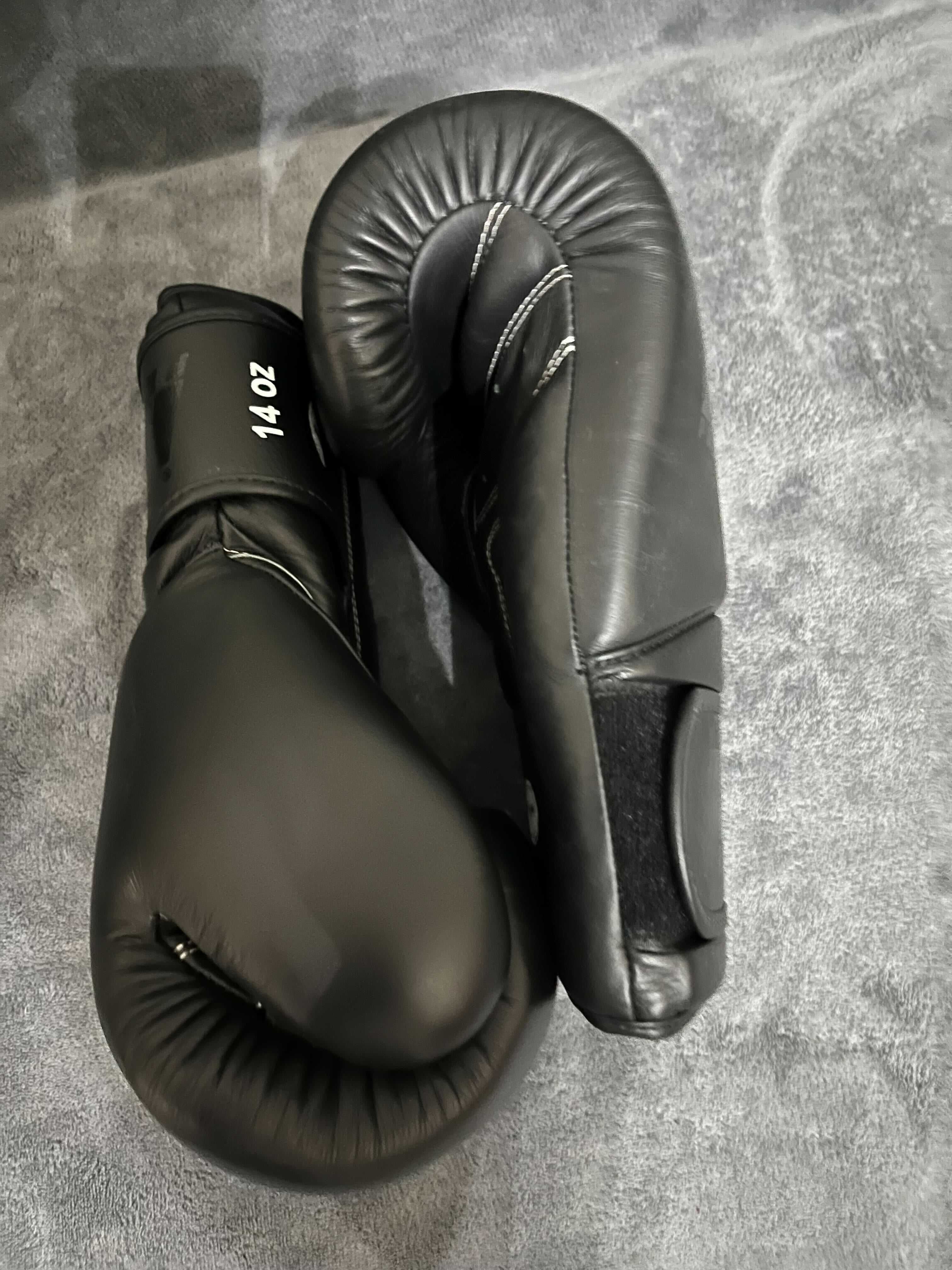 Боксови ръкавици KING Pro Boxing