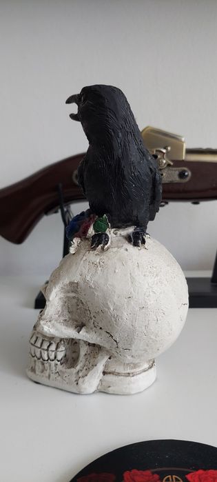 Craniu cu corb,Helloween.