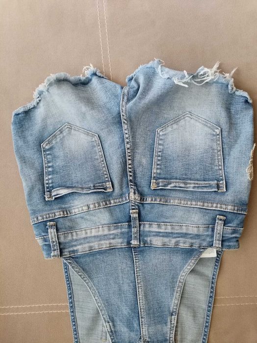 Дънкен гащеризон