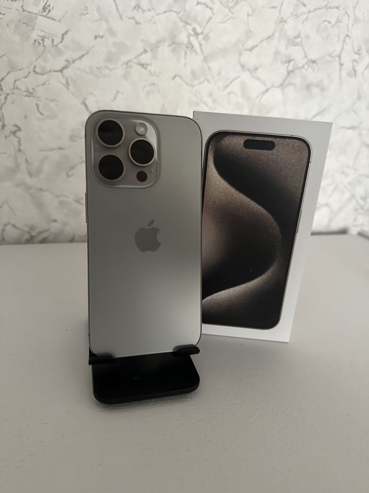 iPhone 15 Pro Natural Titanium