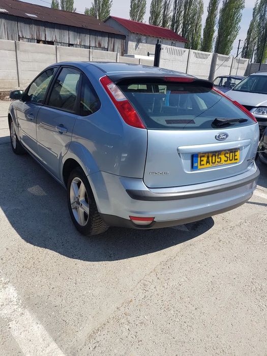 Diferite culori /Usa dreapta fata/Usa stanga spate/ Bara spate/ Haion cu luneta Ford Focus 2 2005 hatchback