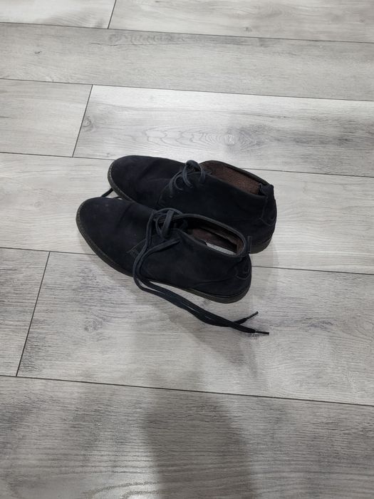 Vand ghete de barbati piele