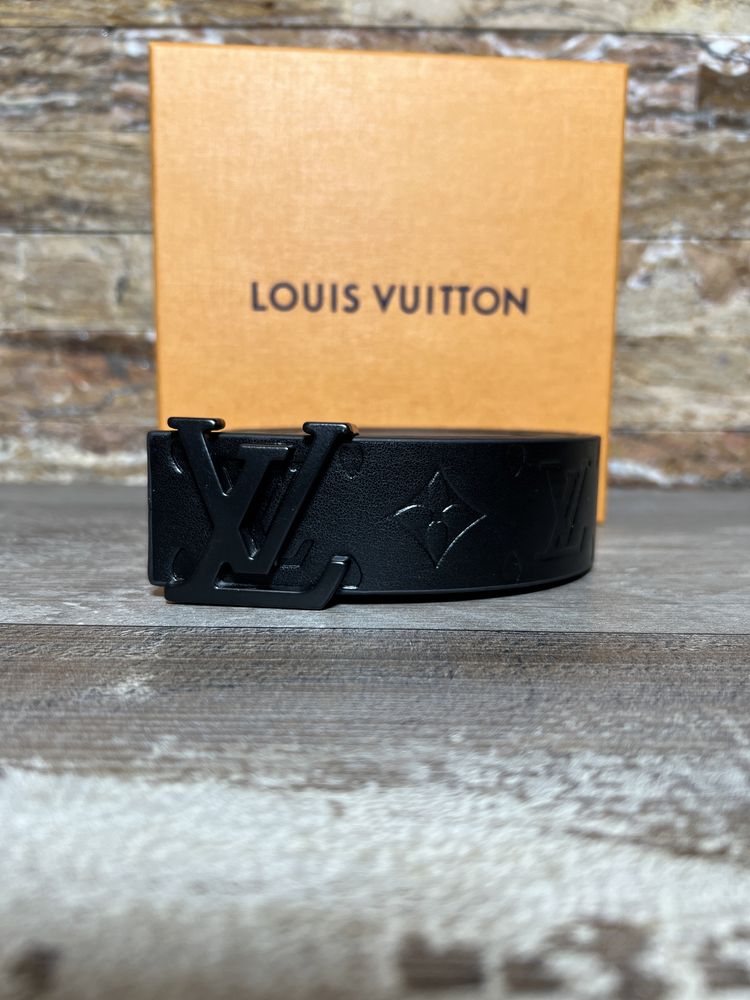 Curea Louis Vuitton,colecție Noua !!!