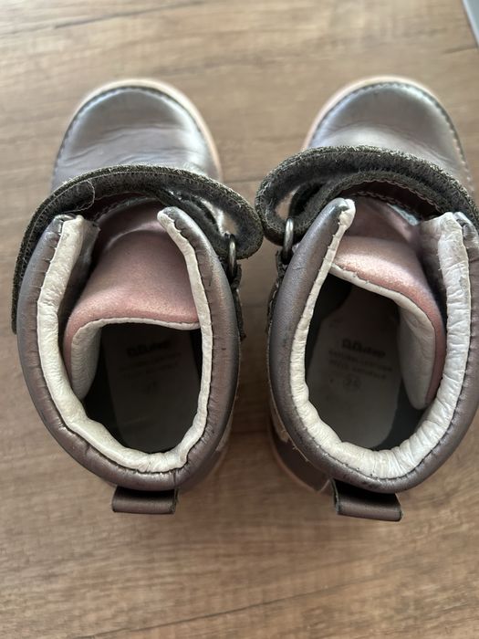 Детски кожени обувки за момиче