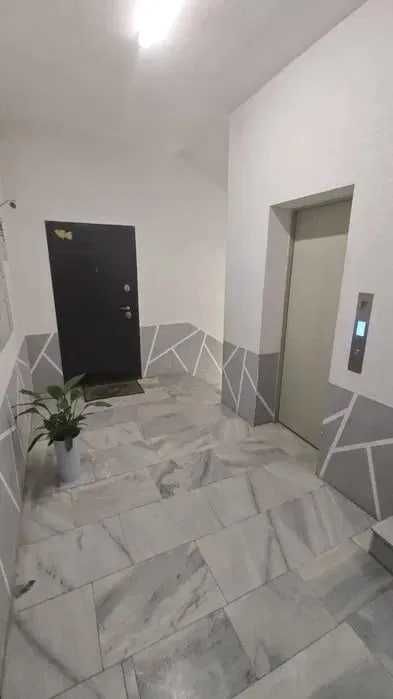 Продаётся 3-ком квартира с ремонтом в ЖК “Аристократ”, кирпичный дом !