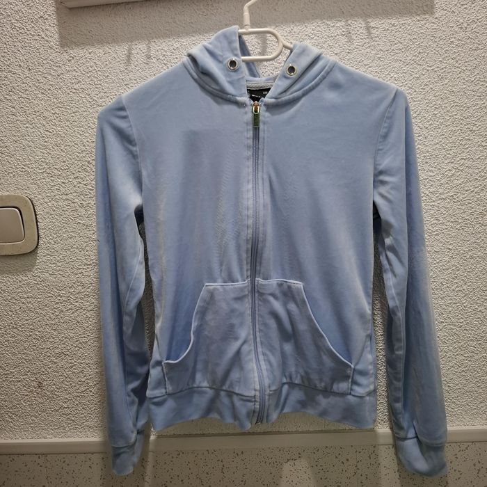 Продавам суичъри на Adidas, H&M