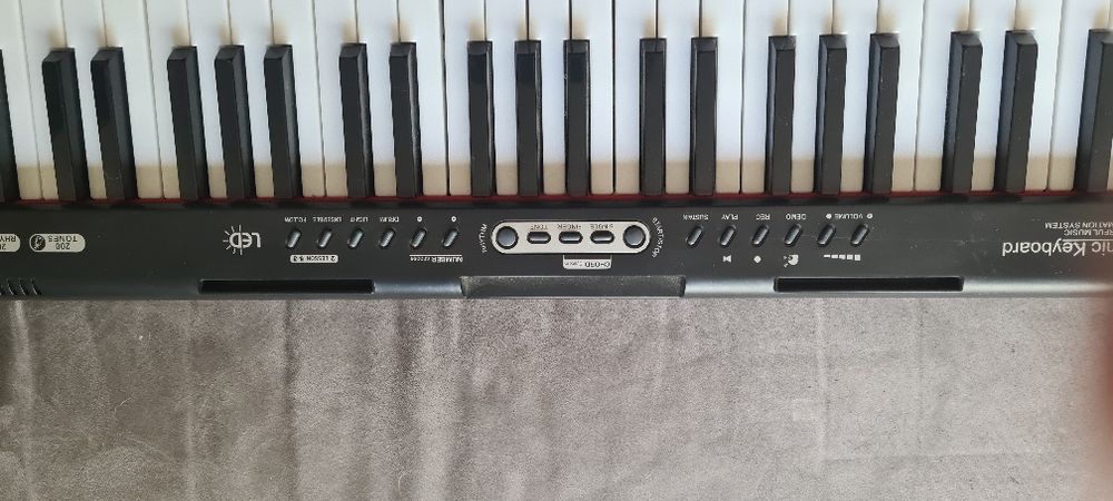 Pianină cu 5 octave