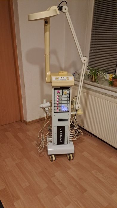 Combina cosmetica ROWE  Robo Beauty cu 13 functii