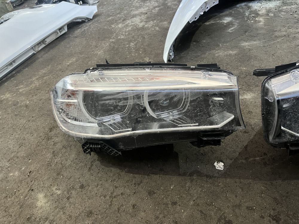 Фарове ксенон бмв х5/х6 ф15/ф16 ( farove xenon bmw x5/x6 f15/16 )