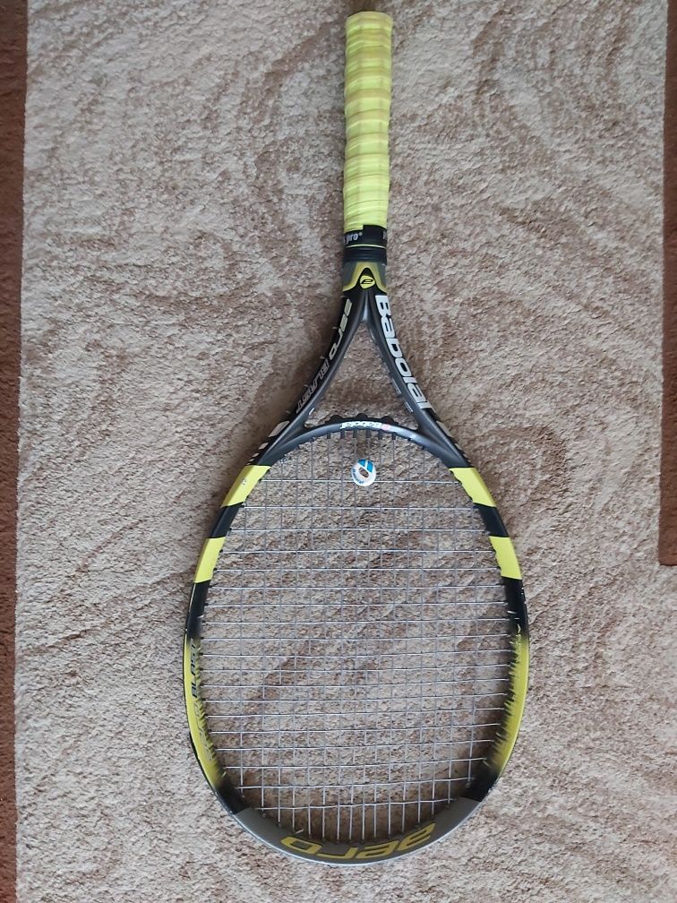 Vând rachetă tenis babolat aero blast cortex extrem de rară 500 lei