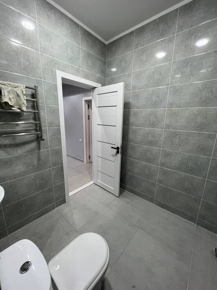 Срочно продается офис 130 м2 , Янгихаетский район, Новостройка