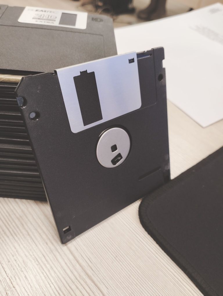 Floppy disc 3.5 дюймаДискеты 1.4 мб рабочие, 40 штук