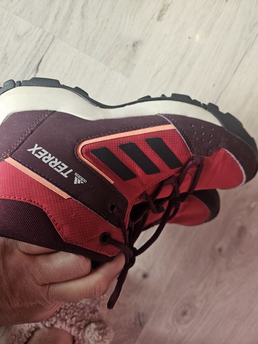 Зимни детски боти Adidas Terrex за момиче