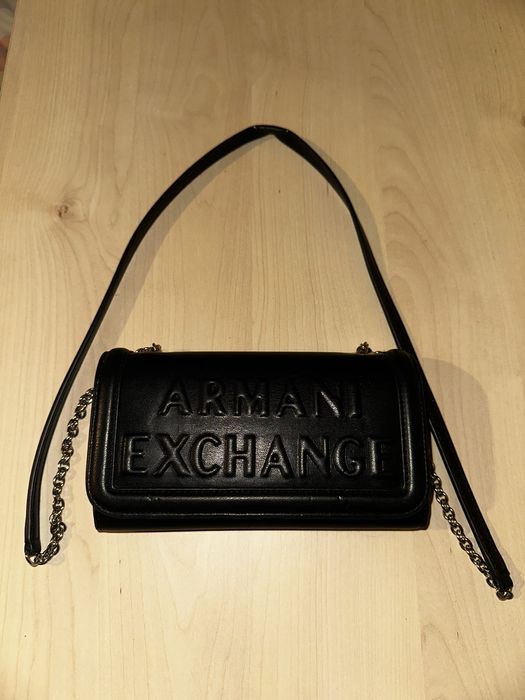 Черна Чанта Armani Exchange