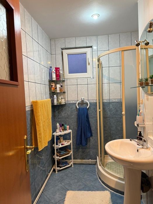 Apartament 2 camere - cart. Armatei